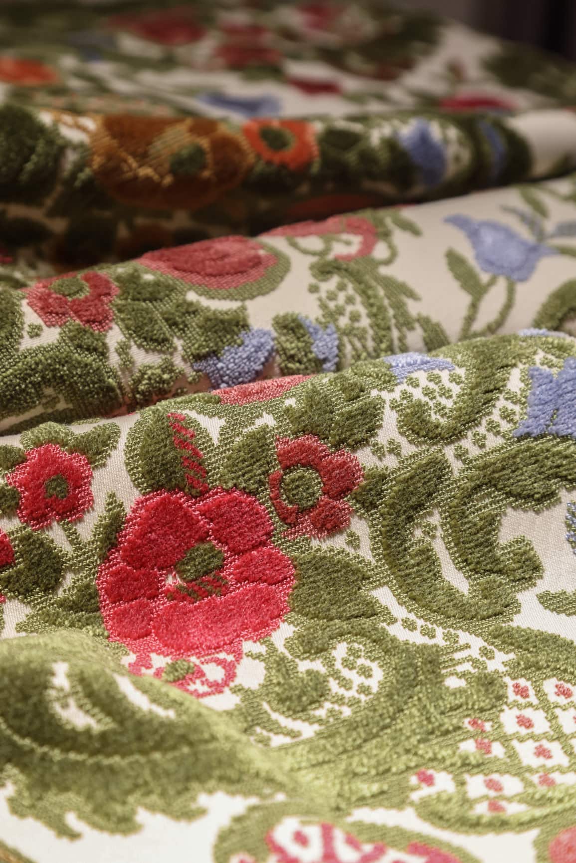 JBL Jacquard Velvet Customization Colorful Floral Free Sample Cut-Pile Fabric Luksuzni domači tekstil za kavč